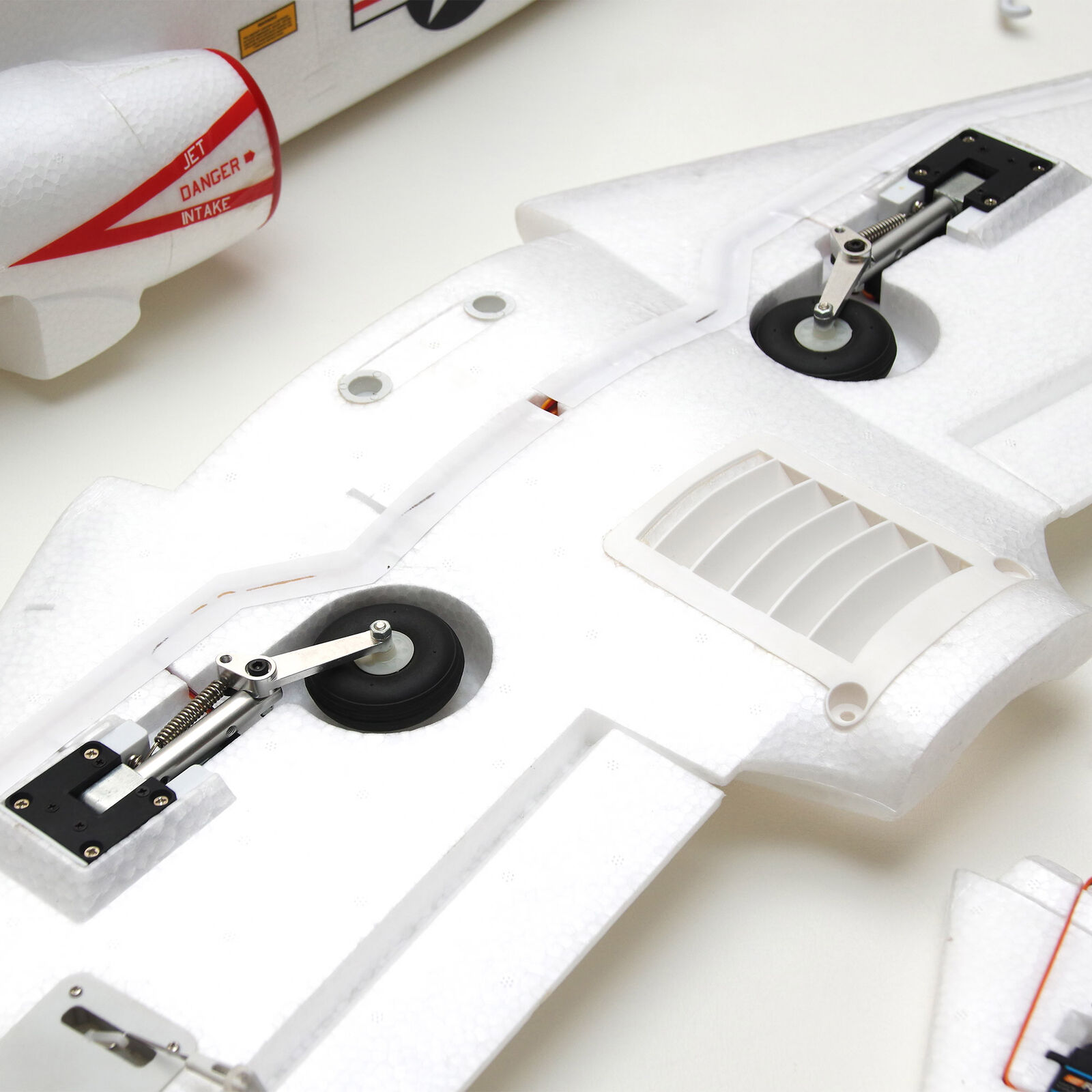 Freewing T-45 Goshawk 70mm Jet